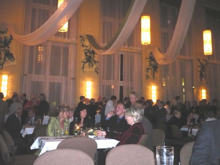 Luftig behangen, gut gelftet und rauchfrei - so war der guten Stimmung und weiteren richtigen Entscheidungen nichts im Wege.