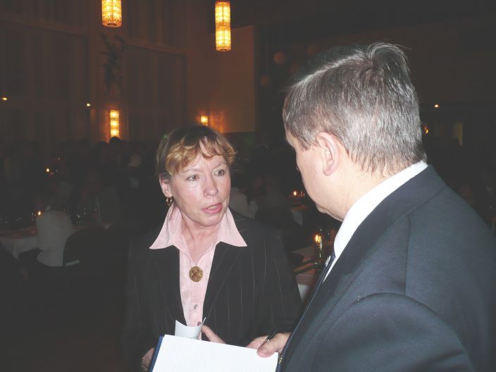 Hier nochmal Frau Kunze im Gesprch mit Gunter Pistorius.